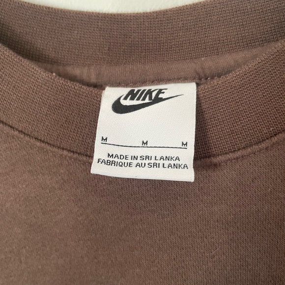 Nike Men's Chocolate Crewneck Sweater - Picture 3 of 3